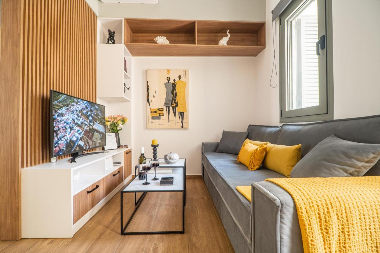 Antigone'S Lux Home 10Mins Walk To Beach, Old Town, City Chania  Bagian luar foto