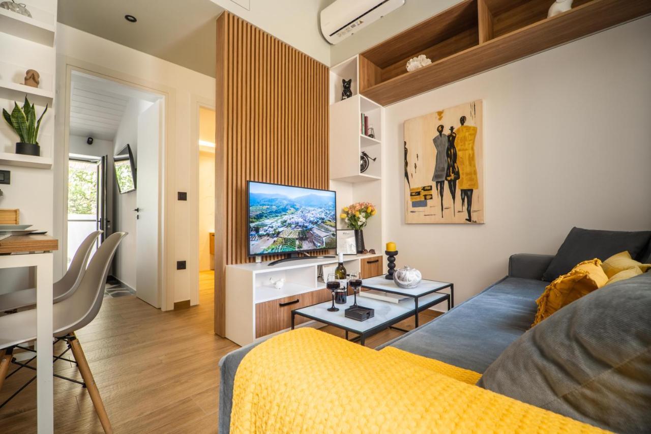 Antigone'S Lux Home 10Mins Walk To Beach, Old Town, City Chania  Bagian luar foto