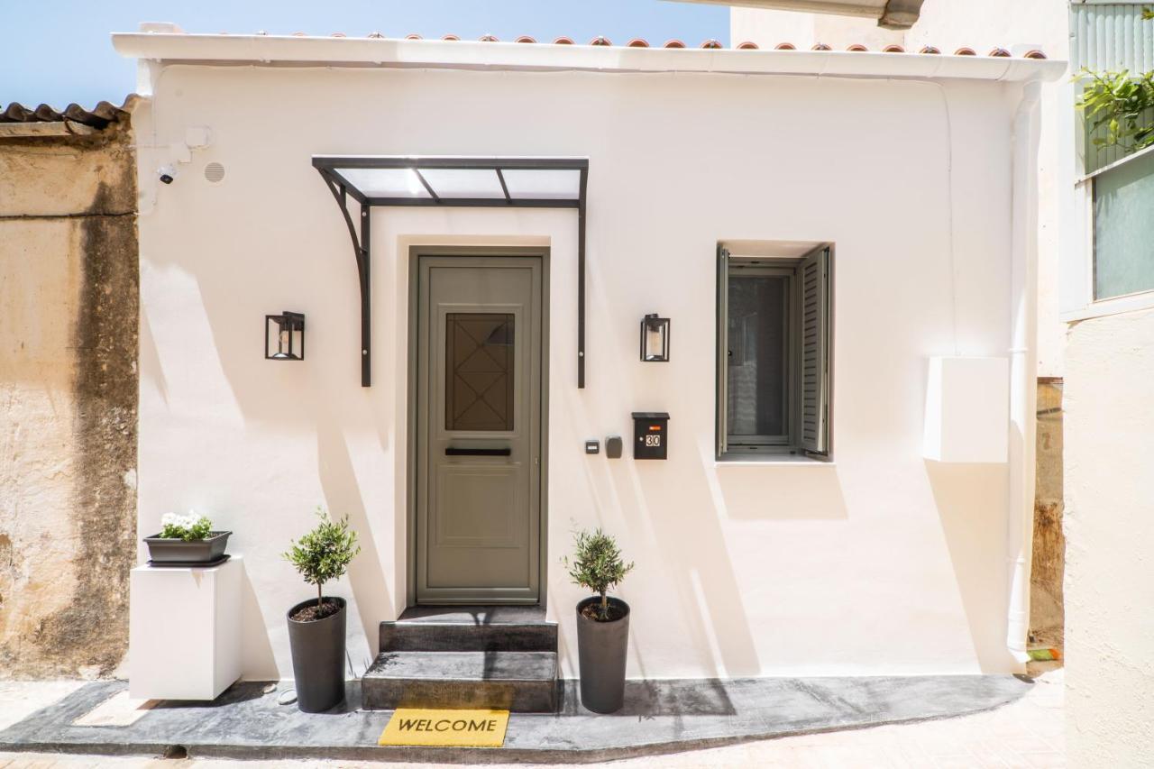 Antigone'S Lux Home 10Mins Walk To Beach, Old Town, City Chania  Bagian luar foto
